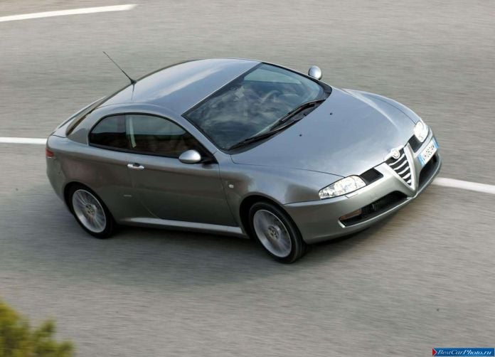 2003 Alfa Romeo GT - фотография 30 из 60