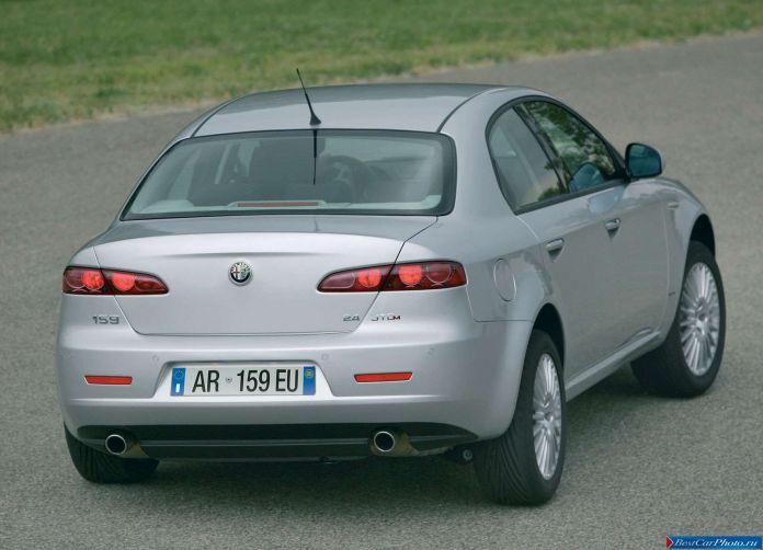 2005 Alfa Romeo 159 - фотография 34 из 59