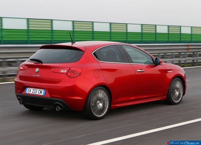 2011 Alfa Romeo Giulietta - фотография 108 из 188