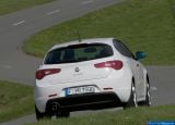 alfa_romeo_2011_giulietta_111.jpg