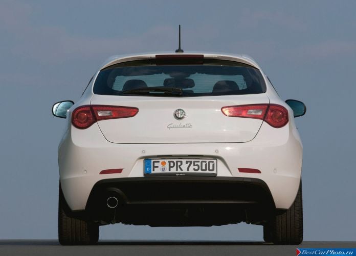 2011 Alfa Romeo Giulietta - фотография 120 из 188