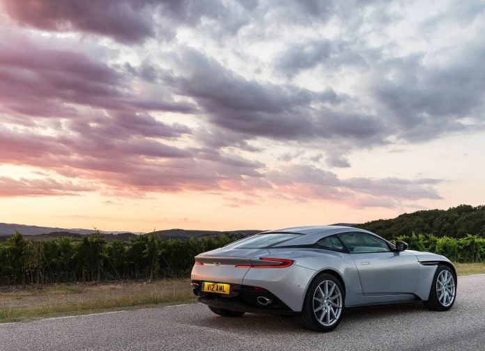 2017 Aston Martin DB11 Lightning Sliver - фотография 100 из 151