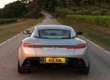 aston_martin_2017_db11_lightning_sliver_127.jpg