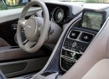 aston_martin_2017_db11_lightning_sliver_128.jpg