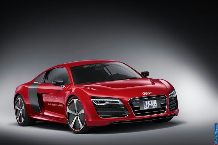 2013 Audi R8 e-tron Concept - фотография 30 из 57