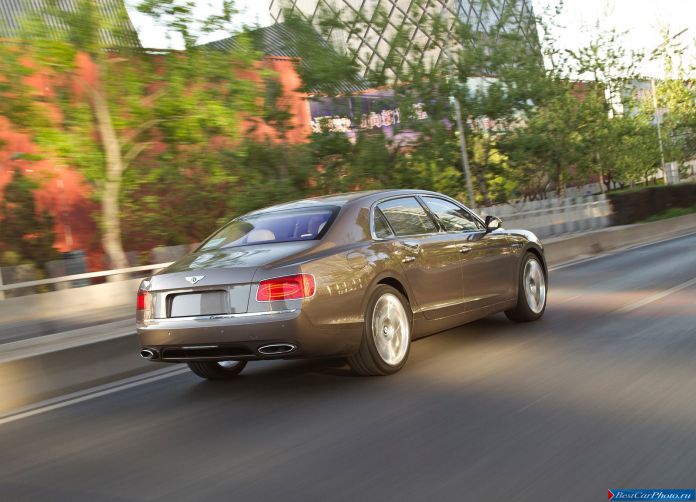 2014 Bentley Flying Spur - фотография 76 из 142