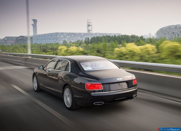 2014 Bentley Flying Spur - фотография 82 из 142