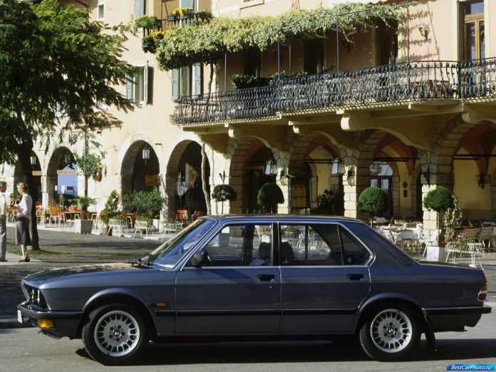 1981 BMW 5-series Sedan - фотография 12 из 22