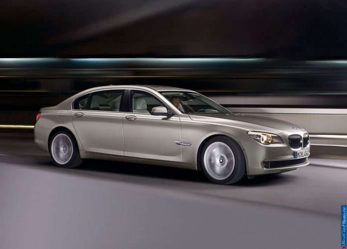 2009 BMW 7-series - фотография 7 из 51