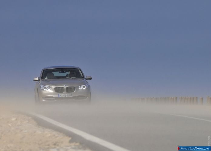 2010 BMW 5-series Gran Turismo - фотография 104 из 193