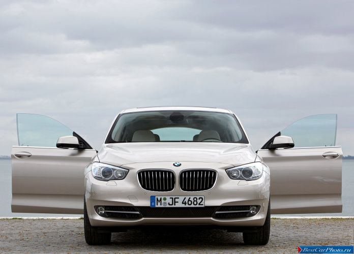 2010 BMW 5-series Gran Turismo - фотография 105 из 193