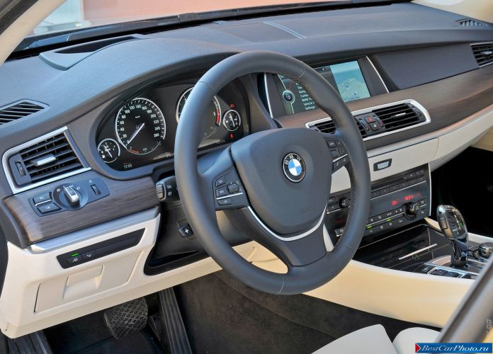 2010 BMW 5-series Gran Turismo - фотография 114 из 193