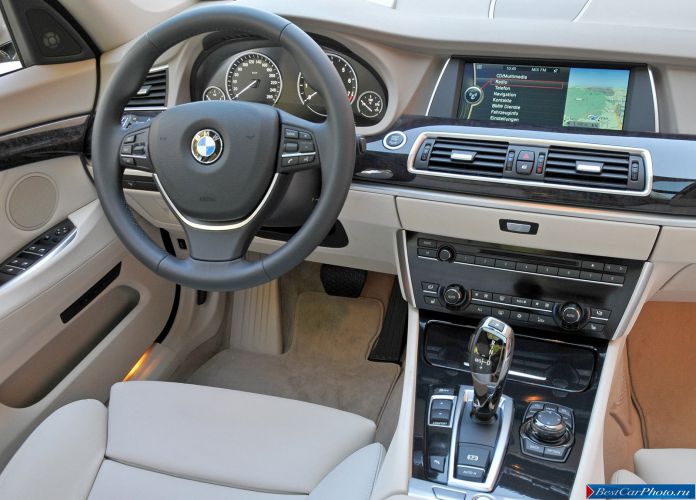 2010 BMW 5-series Gran Turismo - фотография 117 из 193