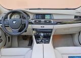 bmw_2010_5_series_gran_turismo_121.jpg