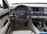 bmw_2010_5_series_gran_turismo_122.jpg