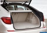 bmw_2010_5_series_gran_turismo_144.jpg