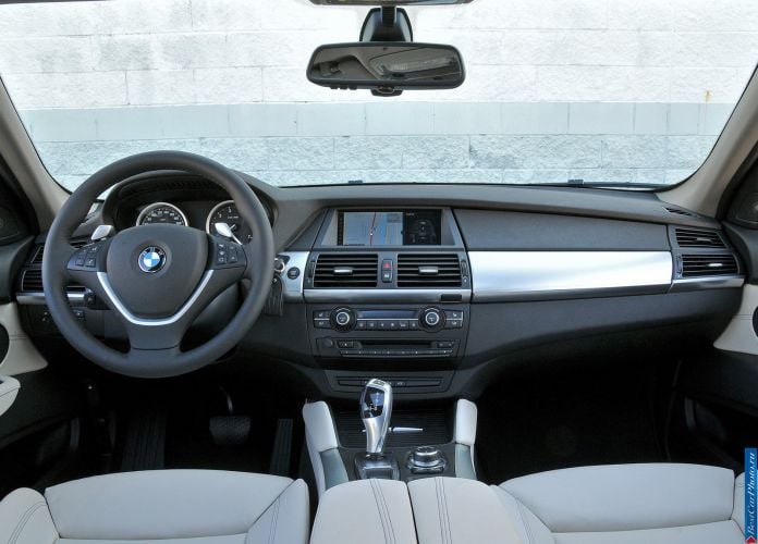 2010 BMW X6 ActiveHybrid - фотография 117 из 164