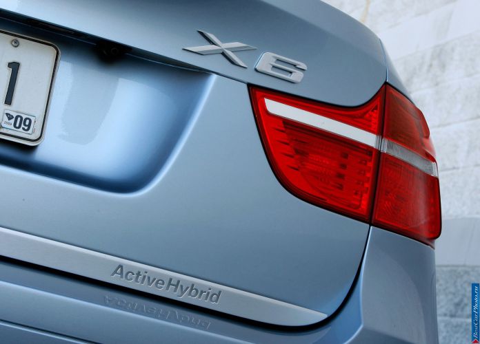 2010 BMW X6 ActiveHybrid - фотография 138 из 164