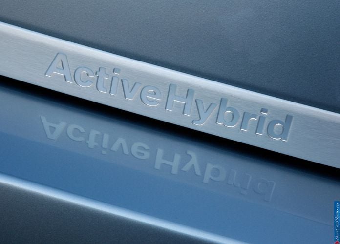 2010 BMW X6 ActiveHybrid - фотография 150 из 164