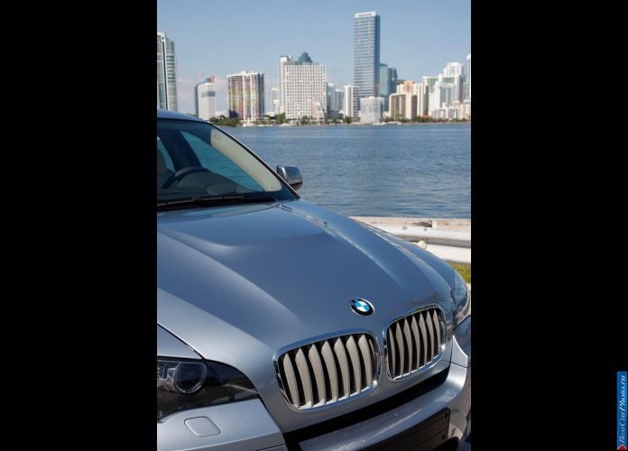 2010 BMW X6 ActiveHybrid - фотография 157 из 164