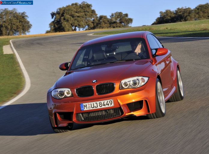 2011 BMW 1-series M Coupe - фотография 15 из 81