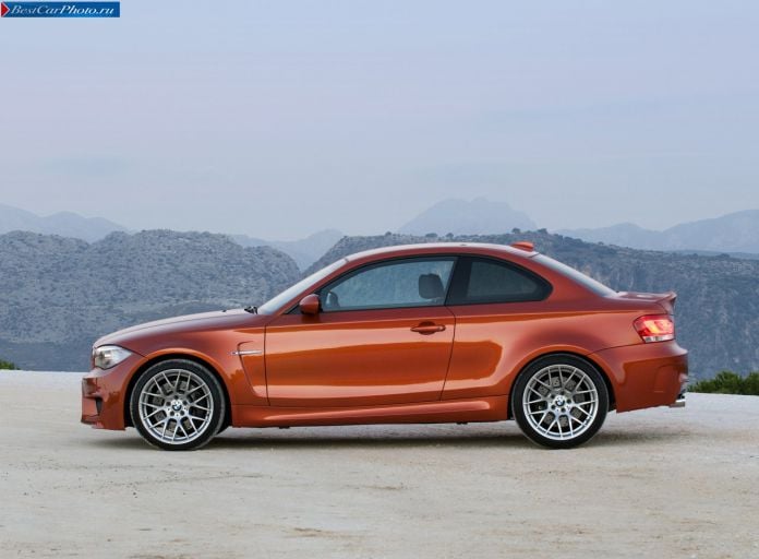 2011 BMW 1-series M Coupe - фотография 18 из 81