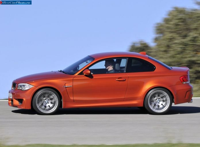 2011 BMW 1-series M Coupe - фотография 22 из 81