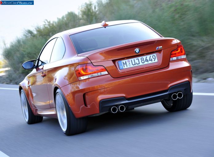 2011 BMW 1-series M Coupe - фотография 30 из 81