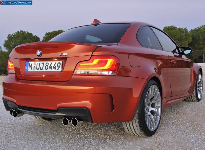 2011 BMW 1-series M Coupe - фотография 31 из 81