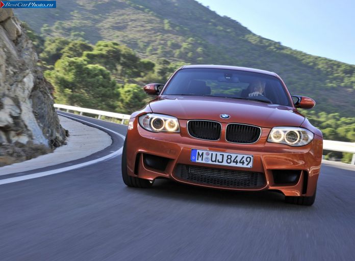 2011 BMW 1-series M Coupe - фотография 38 из 81