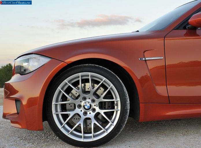 2011 BMW 1-series M Coupe - фотография 76 из 81