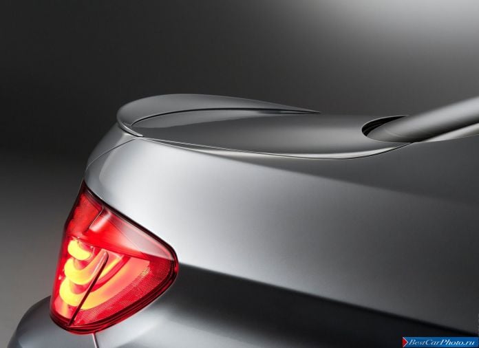 2011 BMW 5-series M Sedan Concept - фотография 16 из 19
