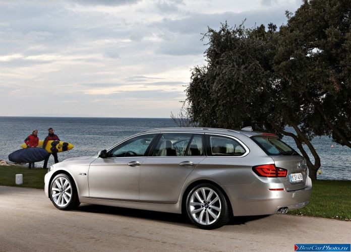2011 BMW 5-series Touring - фотография 81 из 194