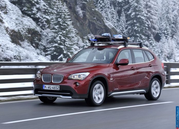 2011 BMW X1 xDrive28i - фотография 28 из 120