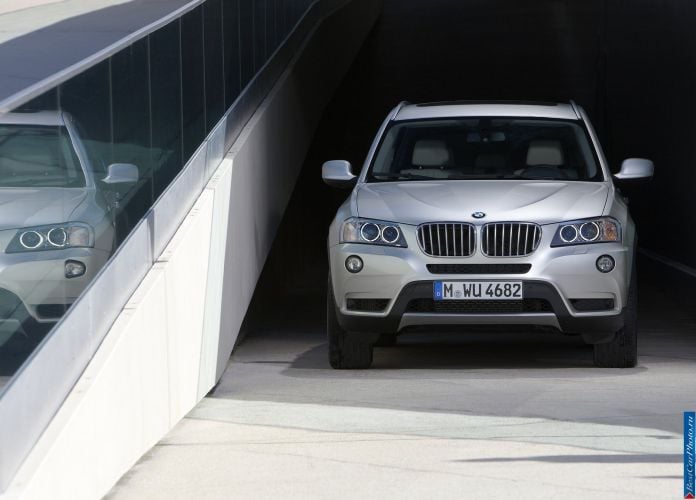 2011 BMW X3 - фотография 140 из 209