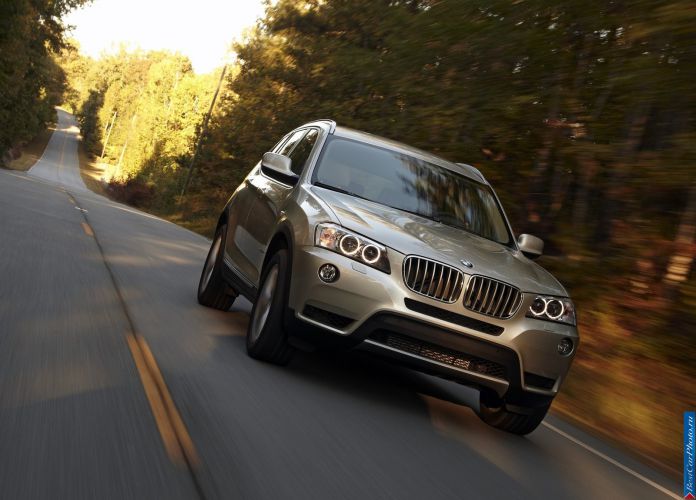 2011 BMW X3 xDrive35i - фотография 31 из 217