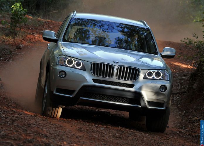 2011 BMW X3 xDrive35i - фотография 33 из 217