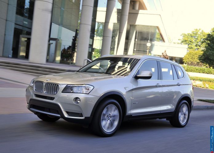 2011 BMW X3 xDrive35i - фотография 39 из 217