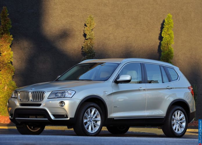 2011 BMW X3 xDrive35i - фотография 43 из 217