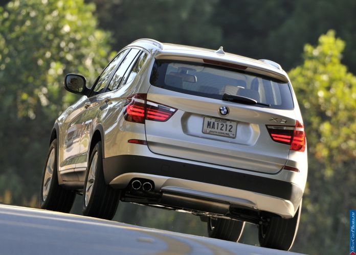 2011 BMW X3 xDrive35i - фотография 121 из 217