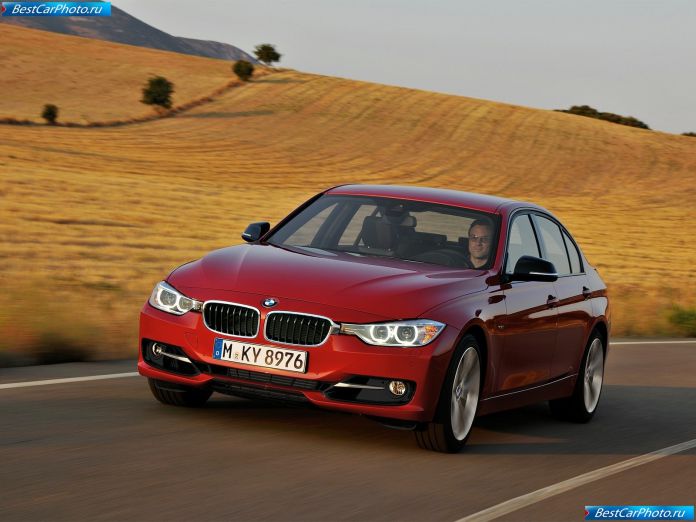 2012 BMW 3-series Sedan - фотография 12 из 114