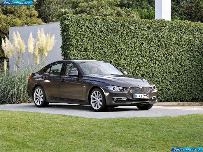 2012 BMW 3-series Sedan - фотография 16 из 114