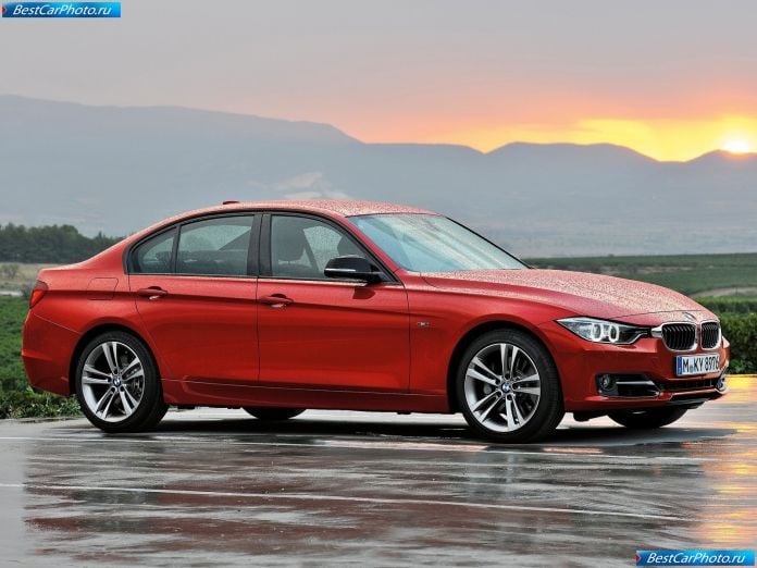 2012 BMW 3-series Sedan - фотография 27 из 114