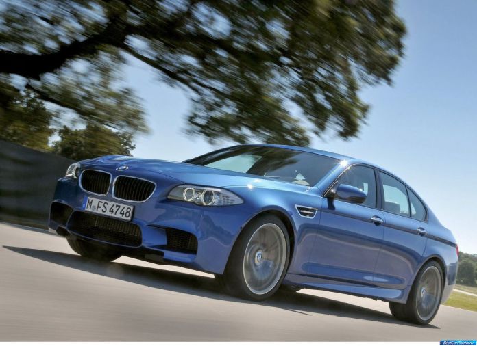 2012 BMW 5-series M Sedan - фотография 21 из 254