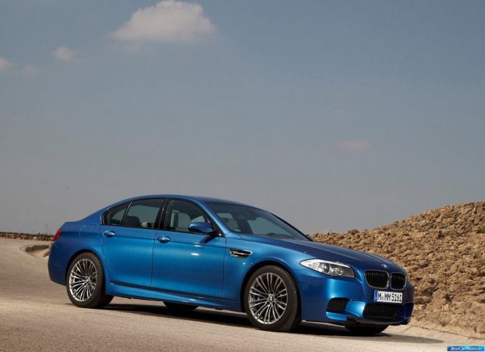 2012 BMW 5-series M Sedan - фотография 27 из 254