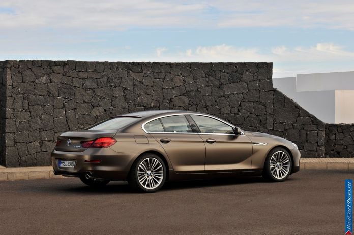 2012 BMW 6-series Gran Coupe - фотография 18 из 289