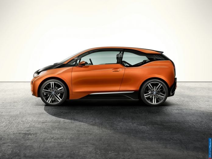 2012 BMW i3 Coupe Concept - фотография 19 из 39