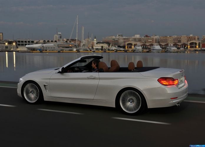 2014 BMW 4-Series Convertible - фотография 105 из 201