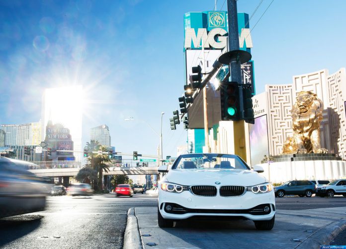 2014 BMW 4-Series Convertible - фотография 125 из 201