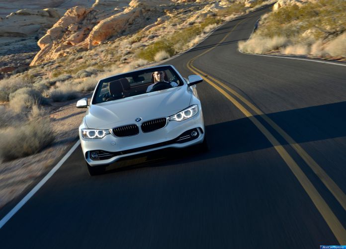 2014 BMW 4-Series Convertible - фотография 126 из 201